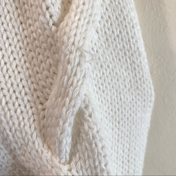 Moon & Madison Oversized Cream Sweater with ZigZag Detailing - Size M (EUC) - Picture 7 of 8